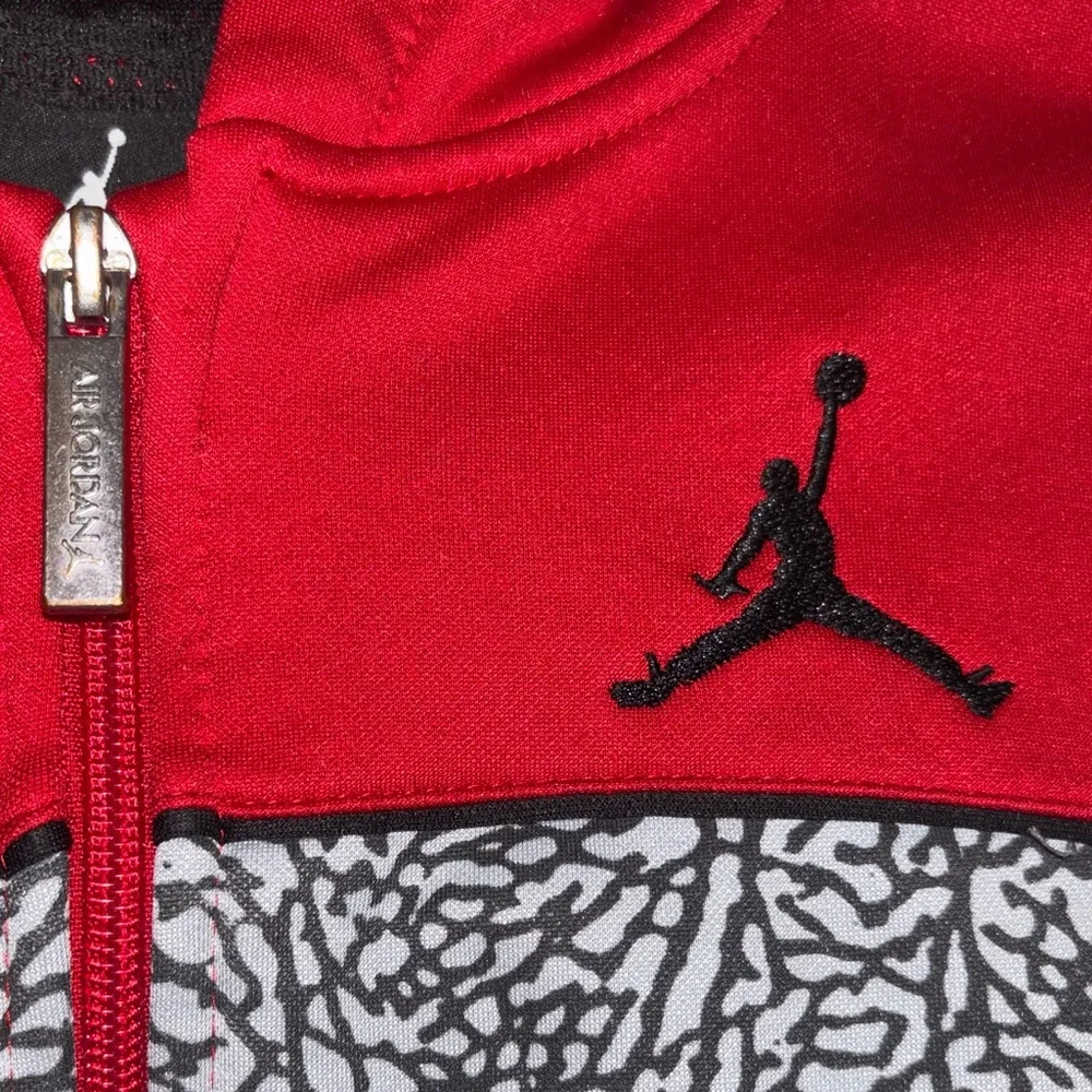 Jordan Zip Front Hoodie Therma Fit Limited Elephant Print Long Sleeve Boys 10-12